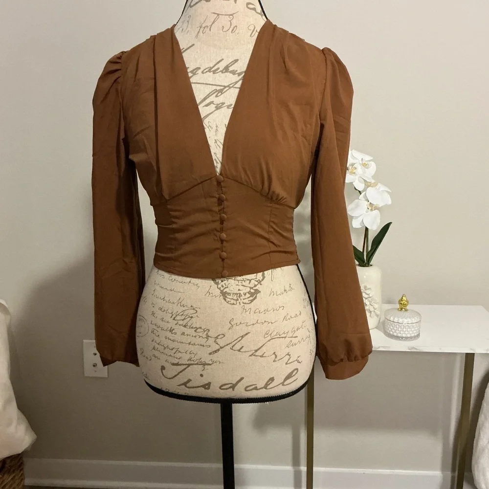Elegant Brown Women's Top - Picture 1 of 7